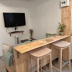 Cozy & Garden For People & Dogs ロウリニャン